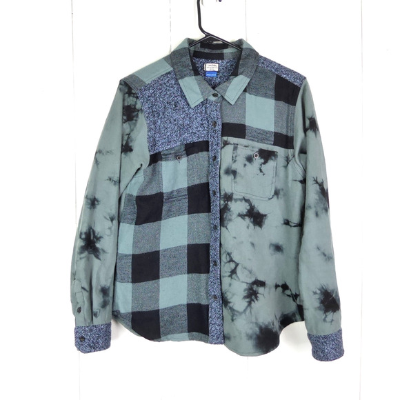 Kavu Green and Black Button Down Shirt - Picture 1 of 12